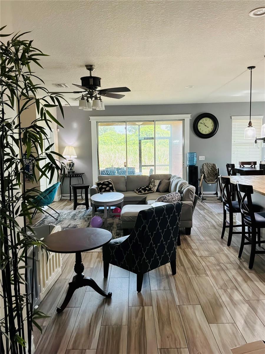 308 CORBETT BLUFF DR — photo 6
