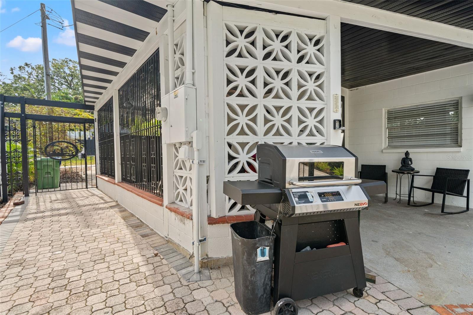 308 E HOLLYWOOD ST — photo 65