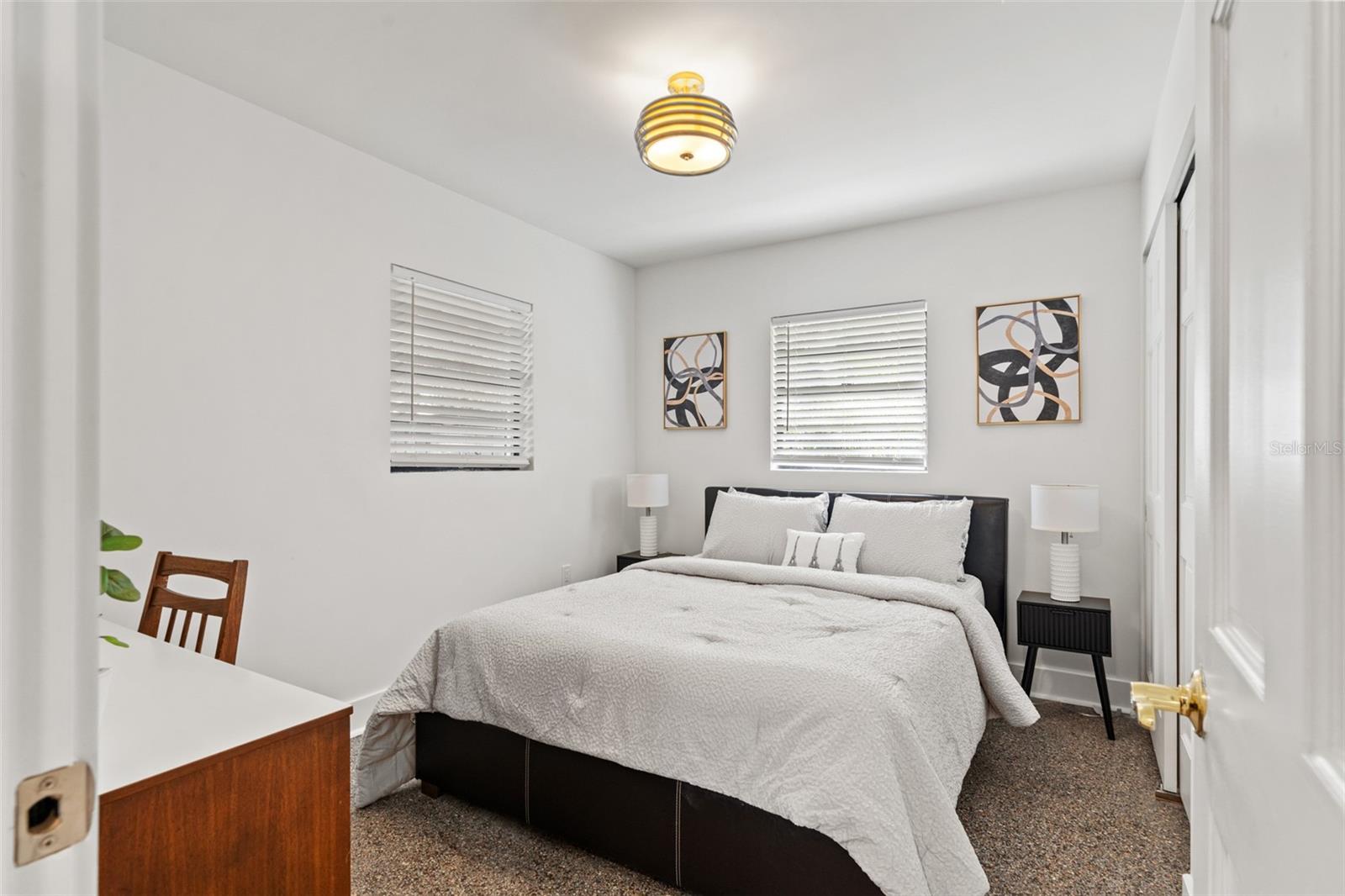 308 E HOLLYWOOD ST — photo 22