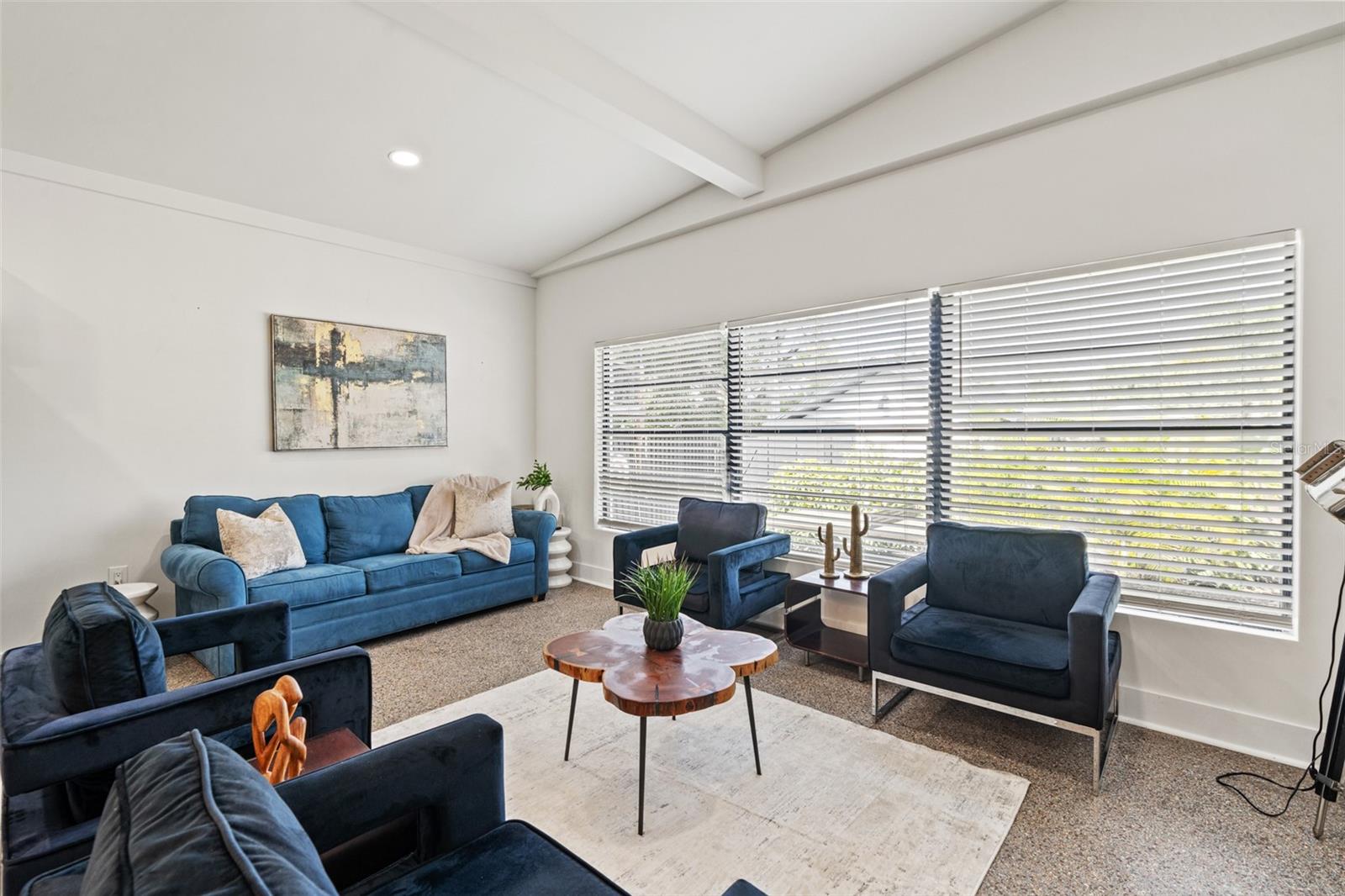 308 E HOLLYWOOD ST — photo 6