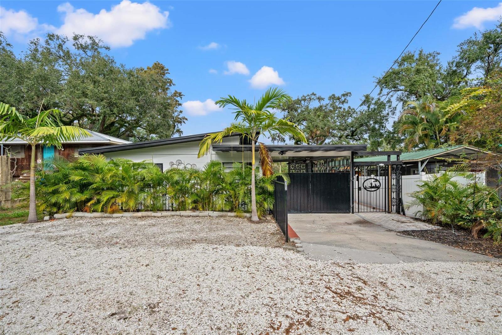 308 E HOLLYWOOD ST — photo 43