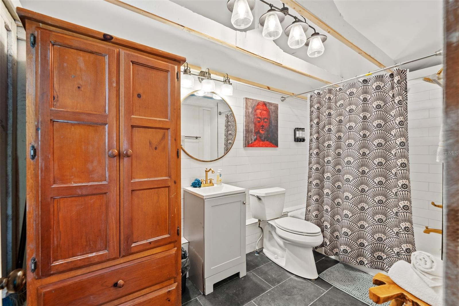 308 E HOLLYWOOD ST — photo 49