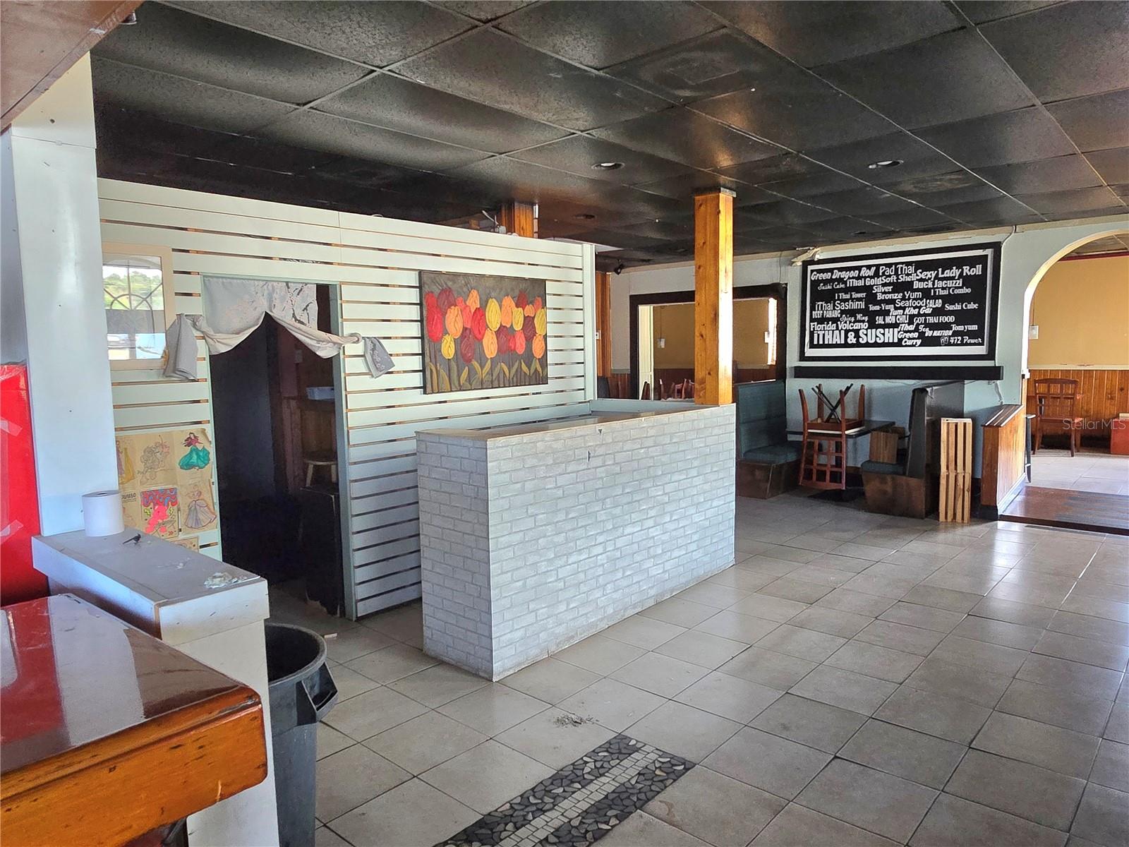 11002 SEMINOLE BLVD — photo 2