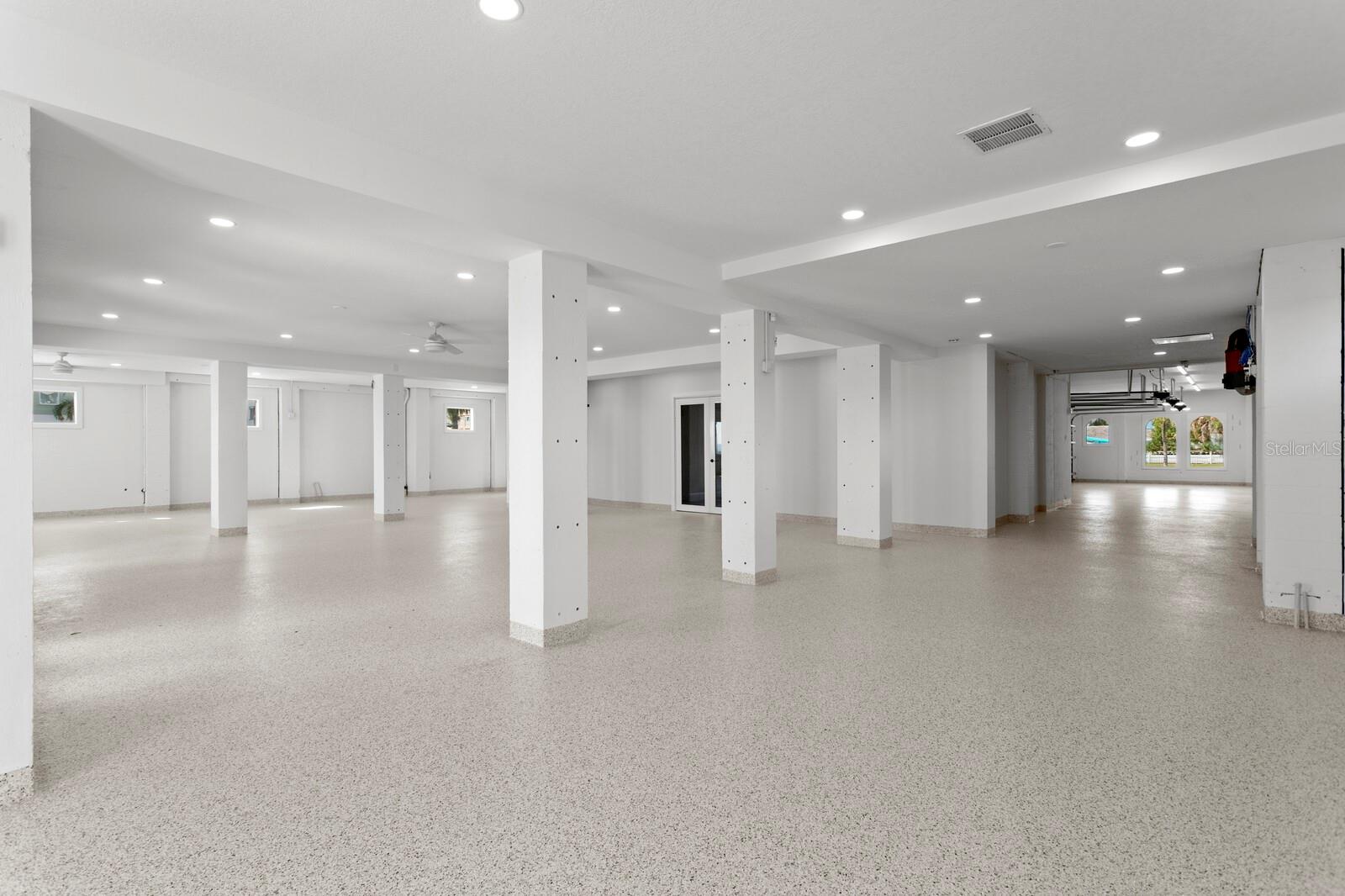 15912 GULF BLVD — photo 40