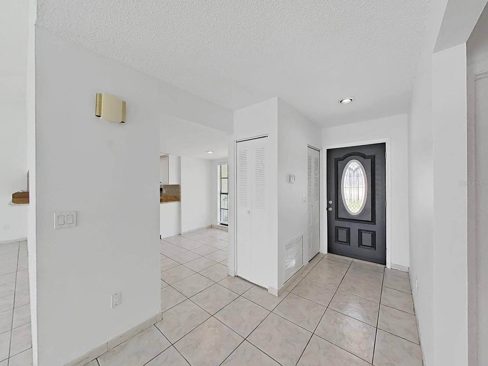 10902 WINGATE DR — photo 9