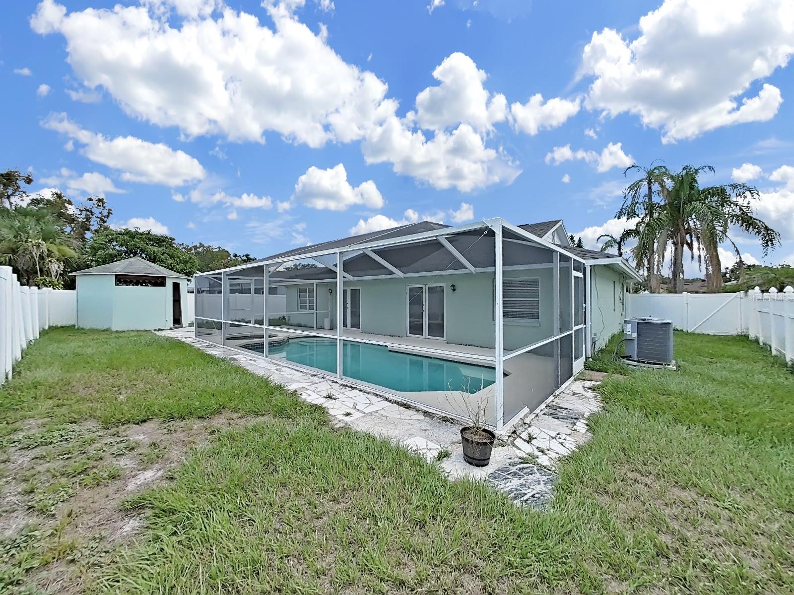 10902 WINGATE DR — photo 45