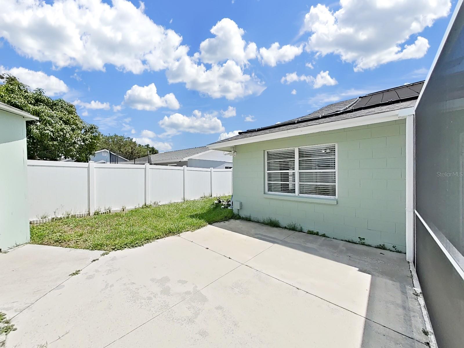 10902 WINGATE DR — photo 42