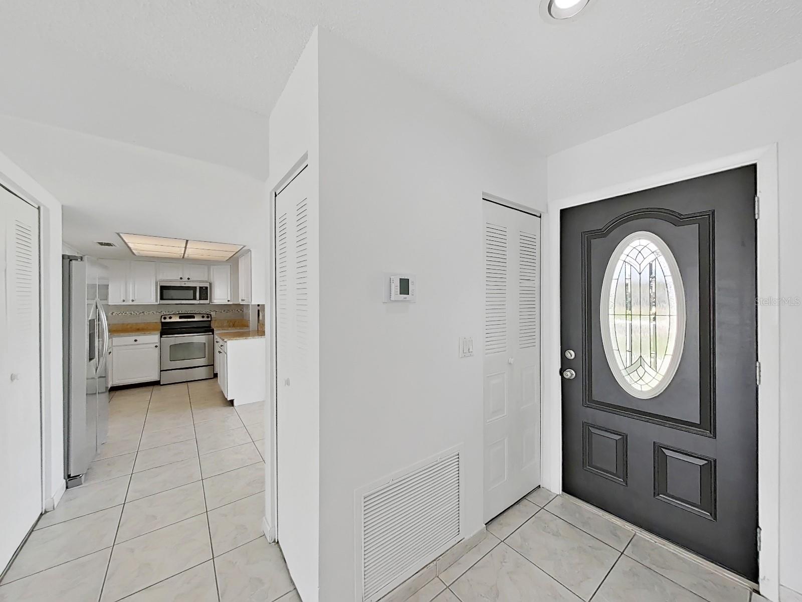 10902 WINGATE DR — photo 8