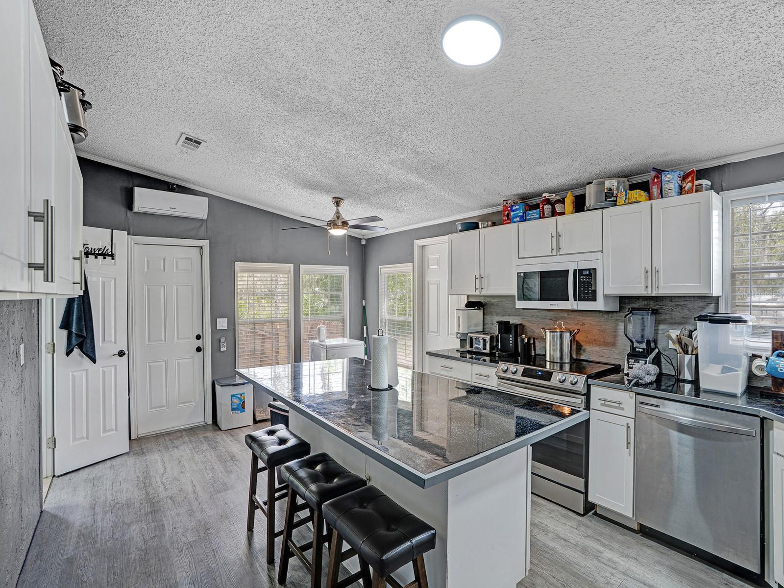 12845 CASA BIANCA AVE — photo 9