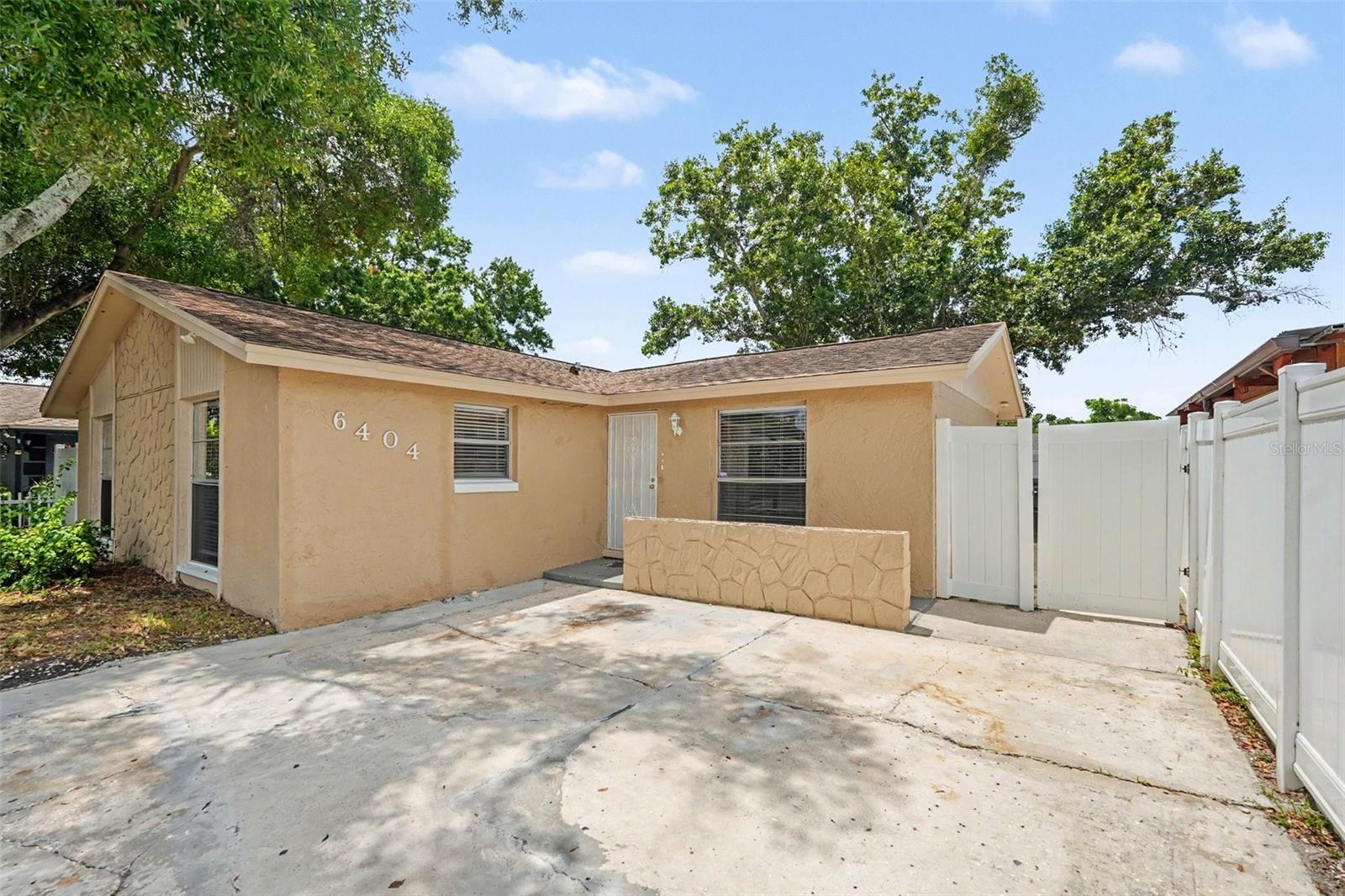 6404 FREEDOM CT — photo 2