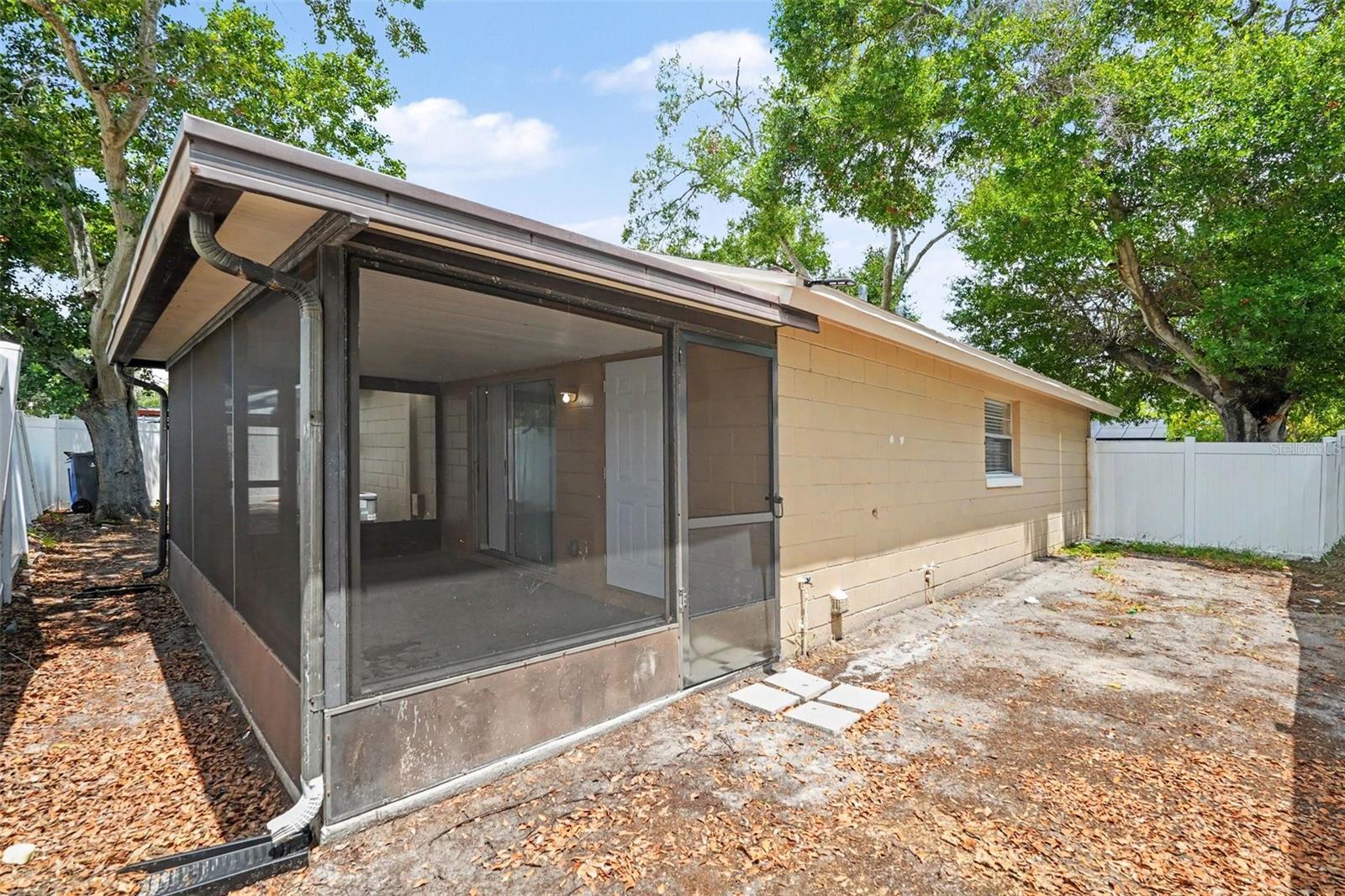 6404 FREEDOM CT — photo 19
