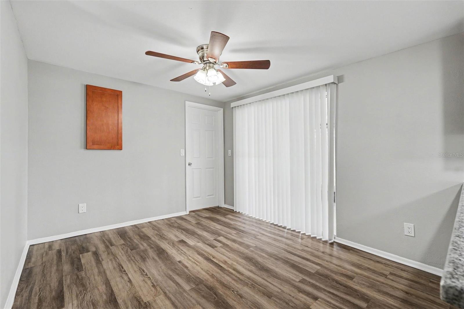 6404 FREEDOM CT — photo 11
