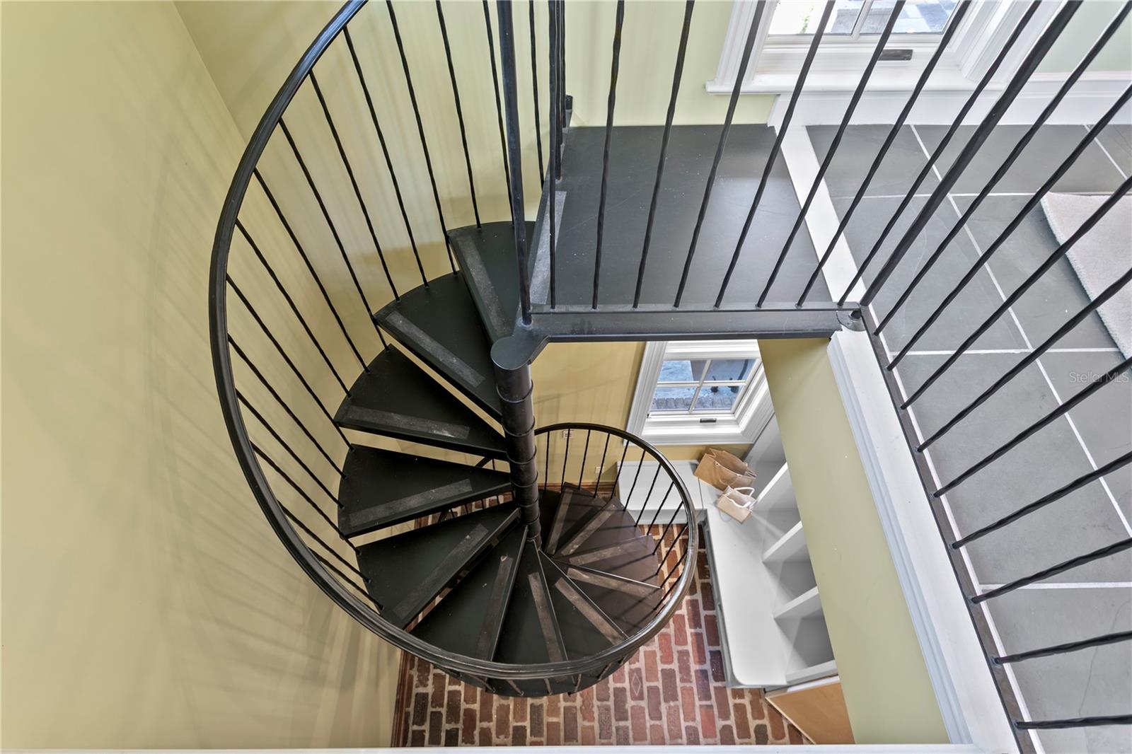 401 SNELL ISLE BLVD NE — photo 57