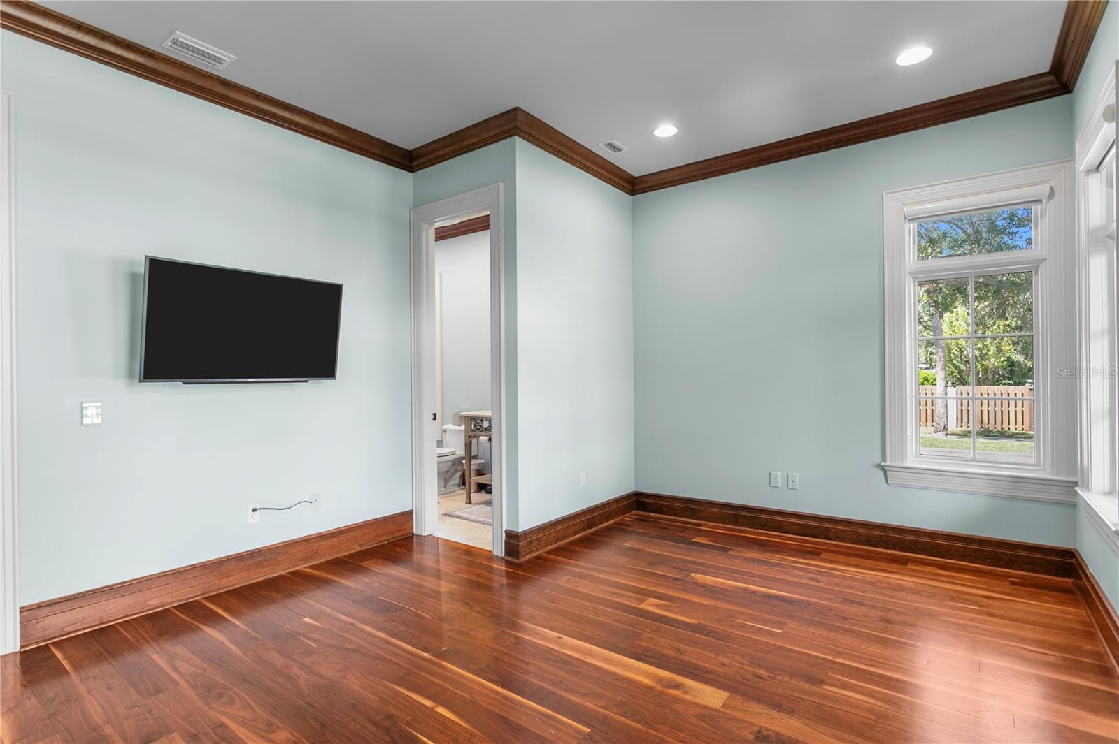 401 SNELL ISLE BLVD NE — photo 69