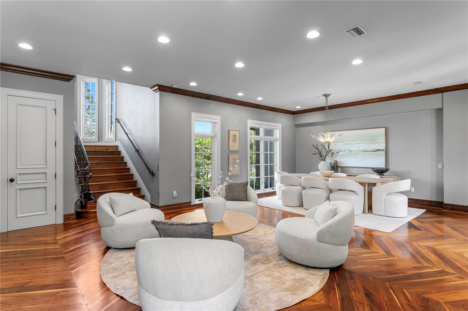 401 SNELL ISLE BLVD NE — photo 10