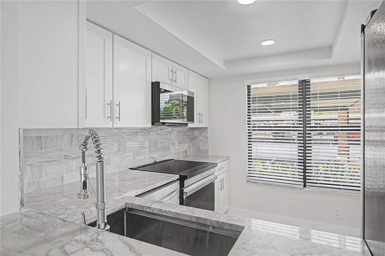 2618 COVE CAY DR #109 — photo 9