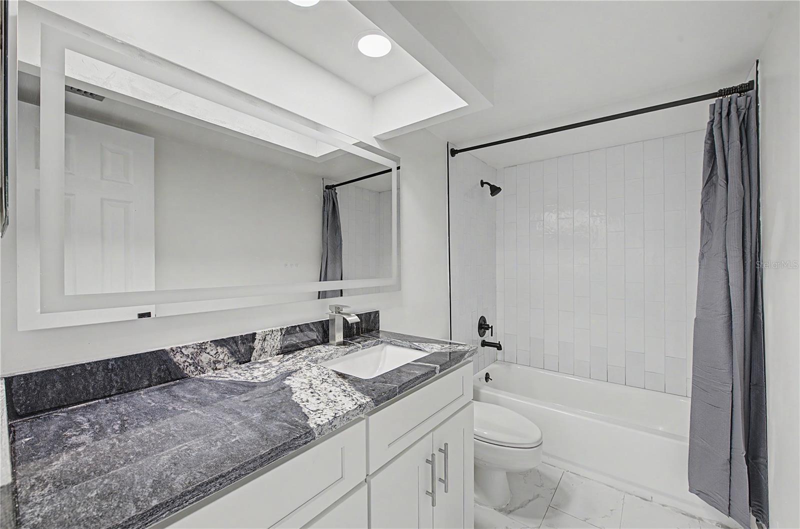 2618 COVE CAY DR #109 — photo 28