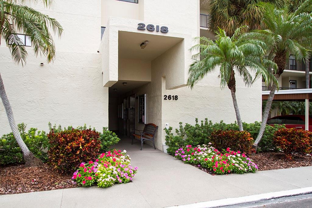 2618 COVE CAY DR #109 — photo 2