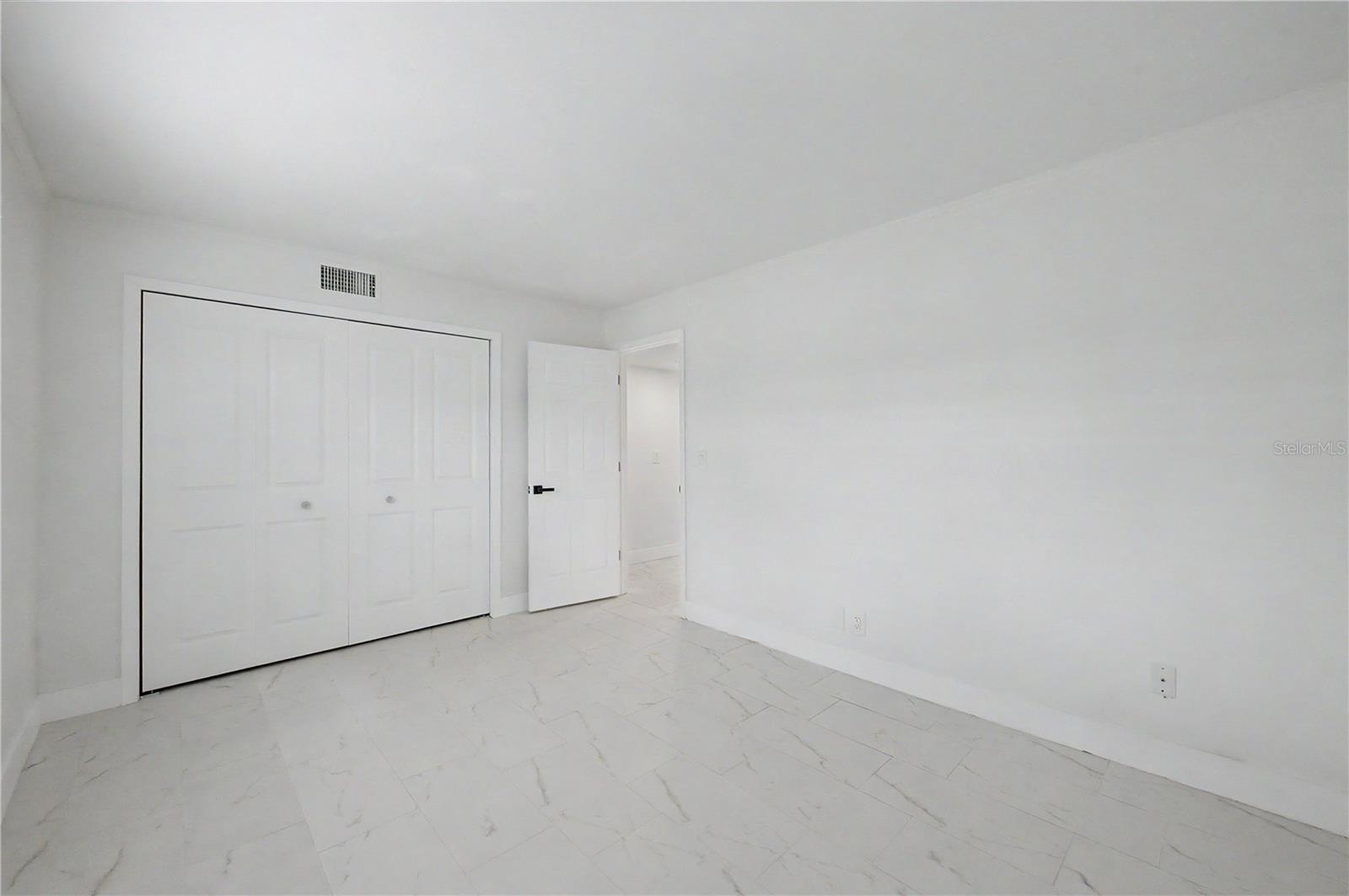 2618 COVE CAY DR #109 — photo 27