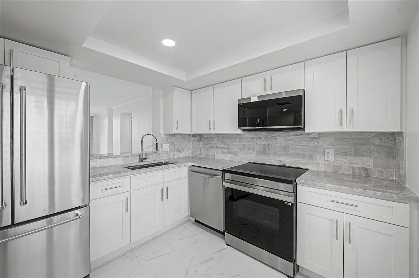 2618 COVE CAY DR #109 — photo 5