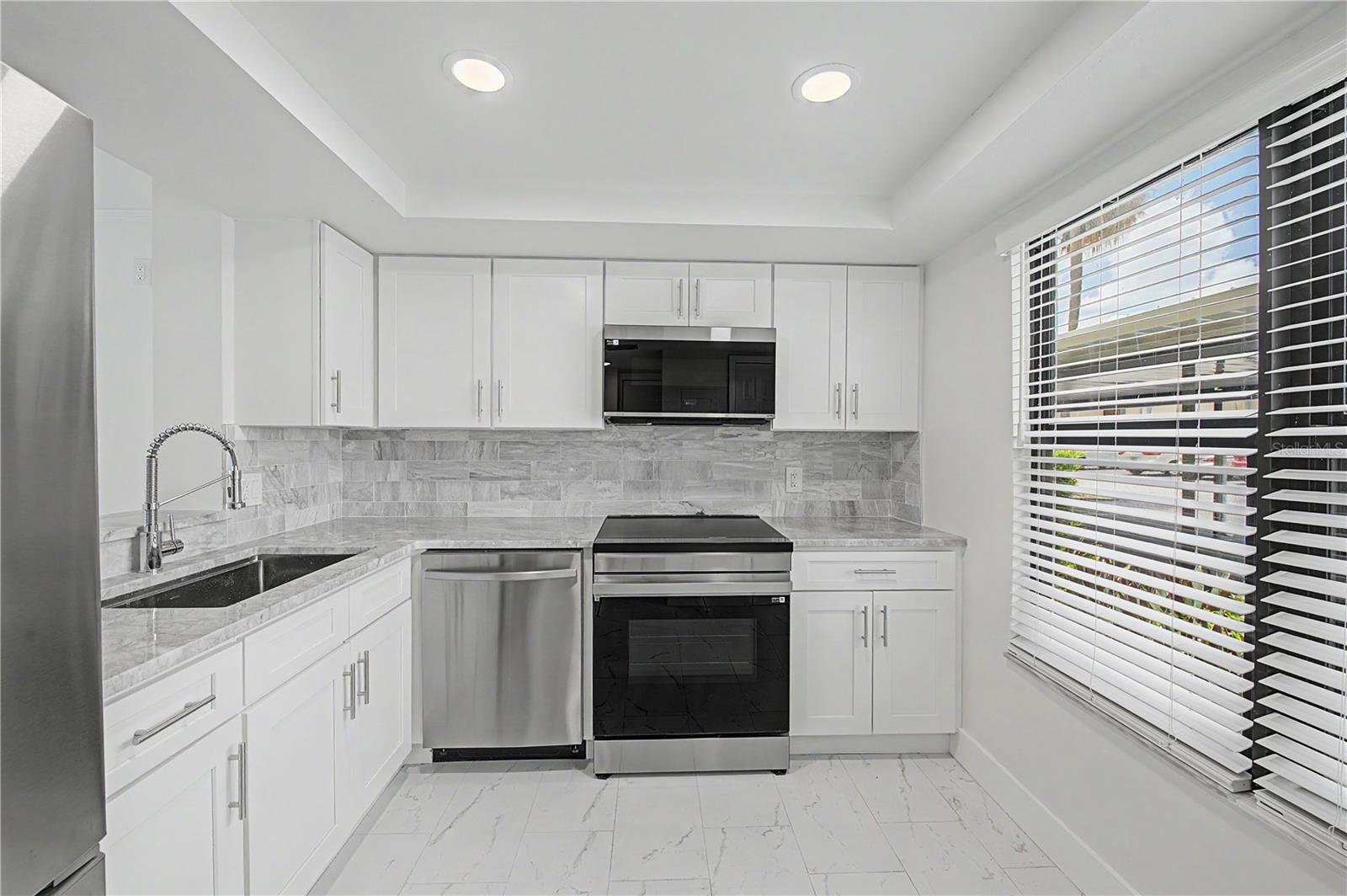 2618 COVE CAY DR #109 — photo 4