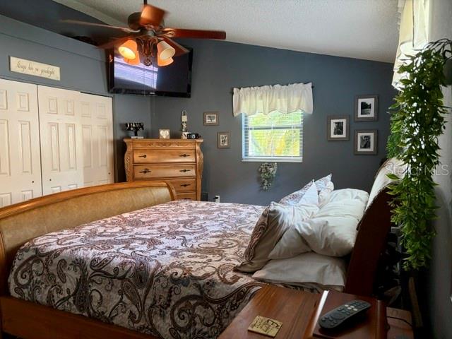915 HARBOR HILL DR — photo 15