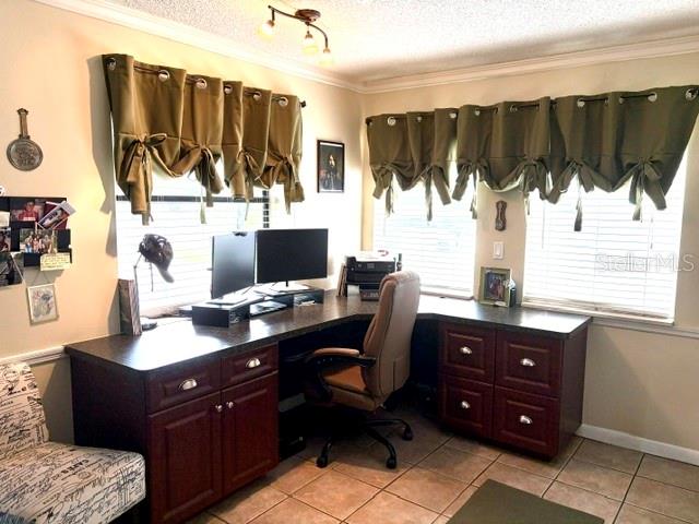 915 HARBOR HILL DR — photo 6