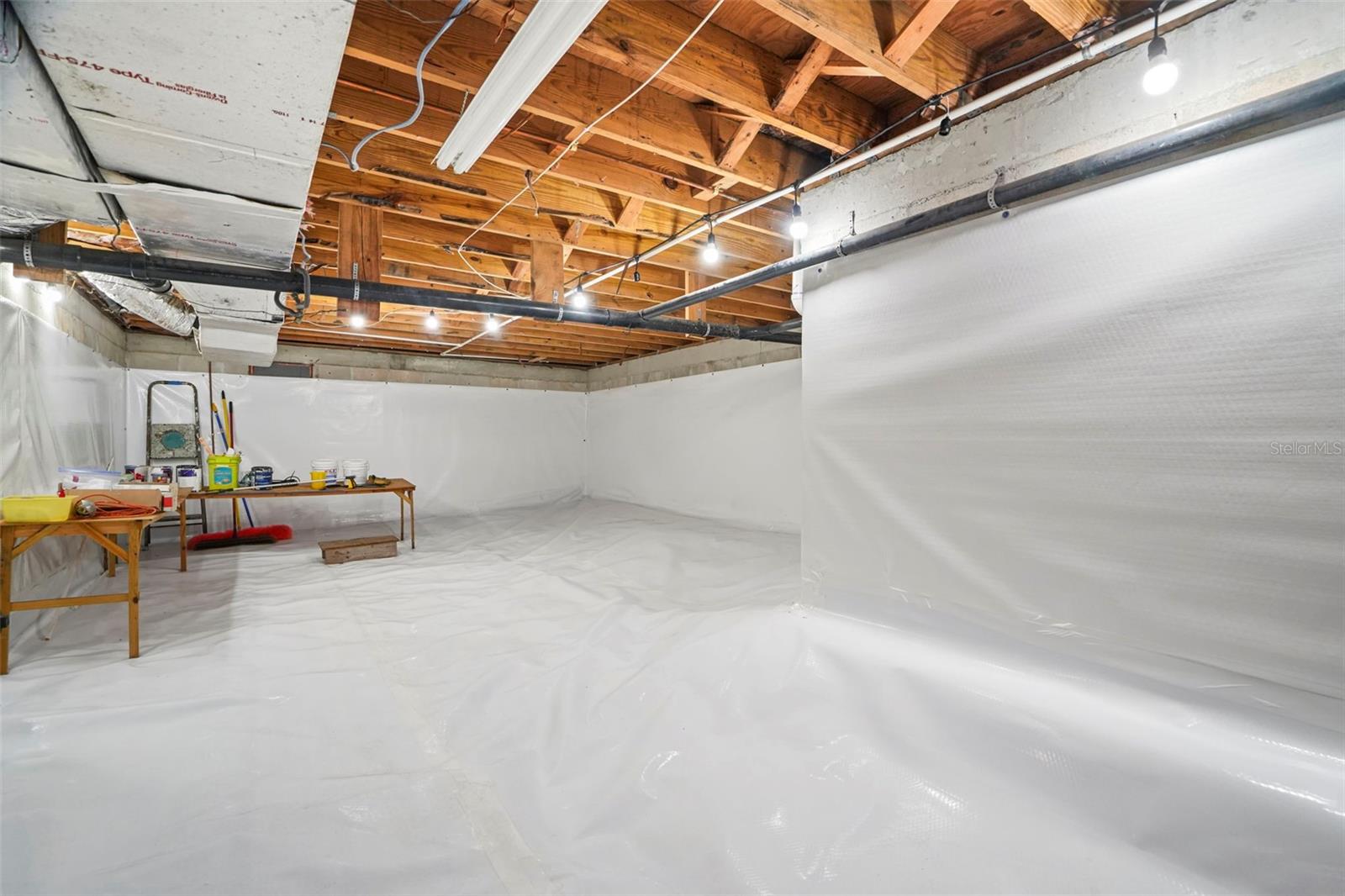 210 EDGEWOOD AVE — photo 35