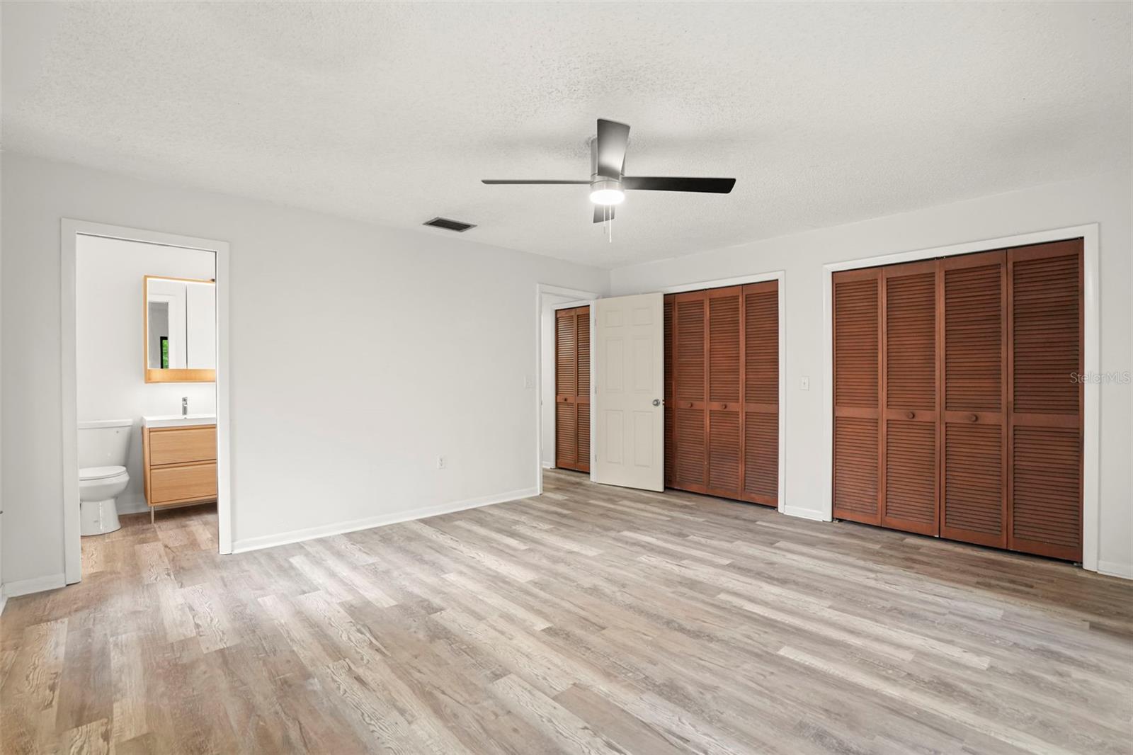 210 EDGEWOOD AVE — photo 20