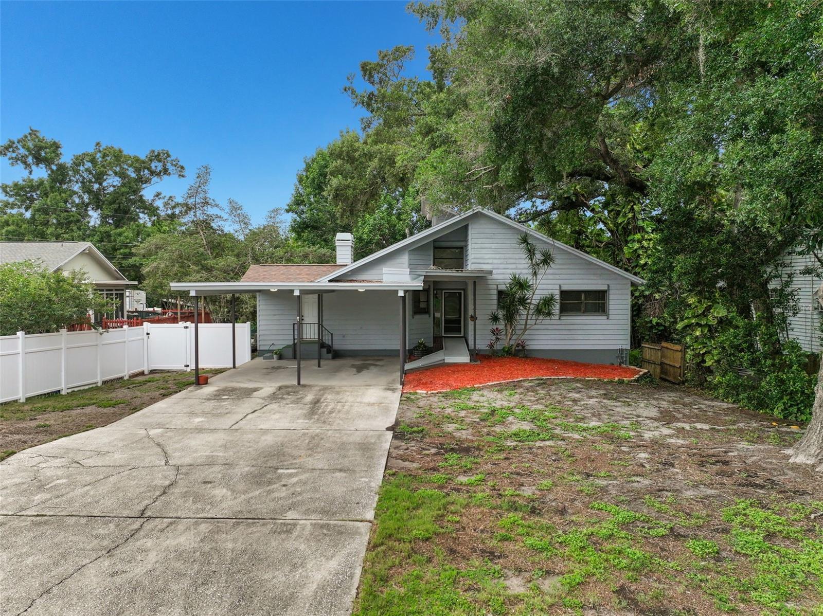 210 EDGEWOOD AVE — photo 45