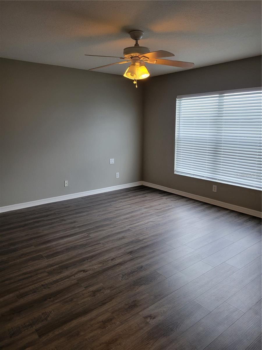 7215 COLONIAL LAKE DR — photo 20