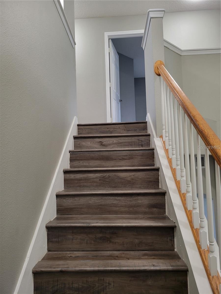 7215 COLONIAL LAKE DR — photo 15
