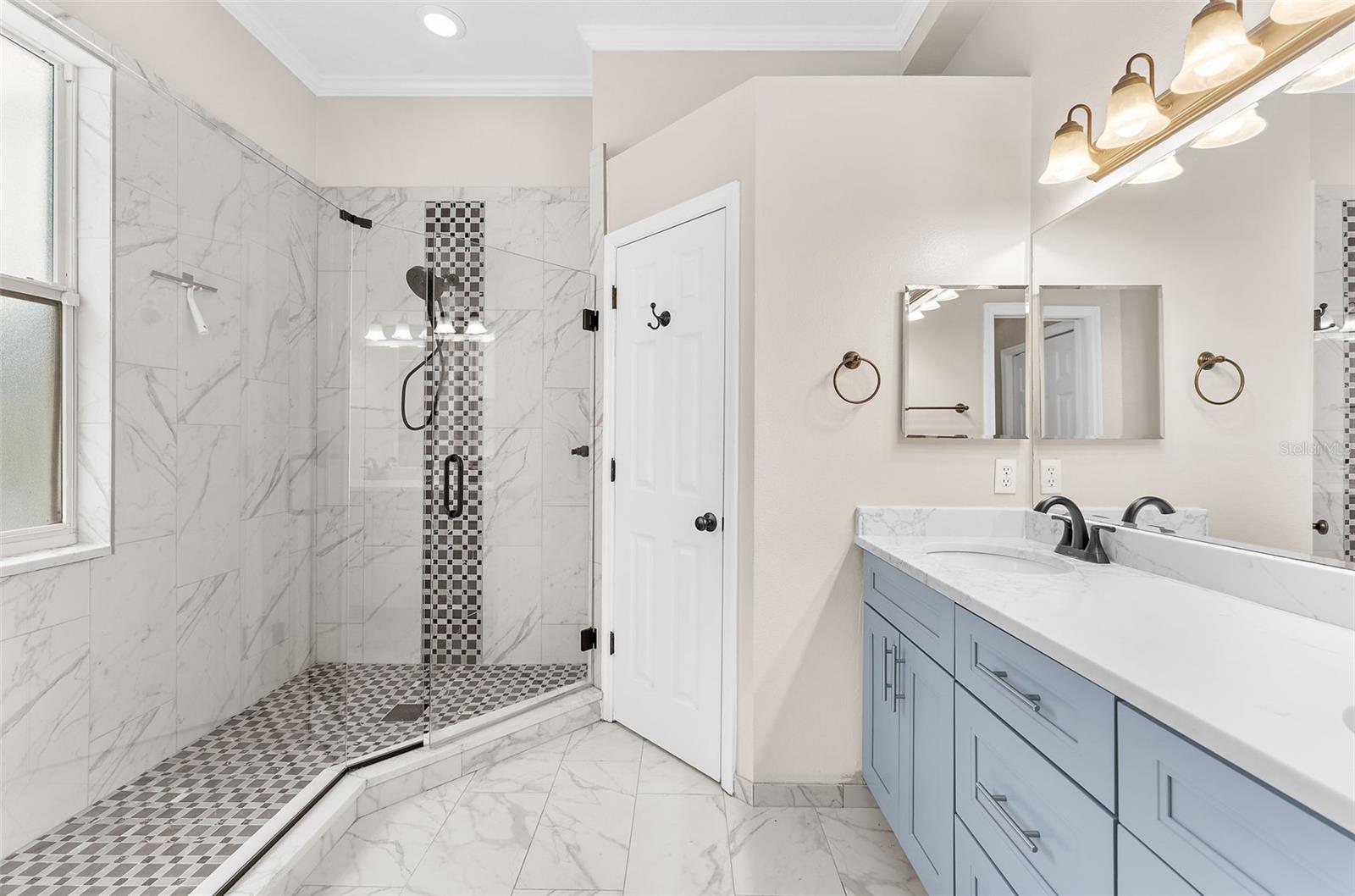 6462 GOLDEN LEAF CT — photo 22