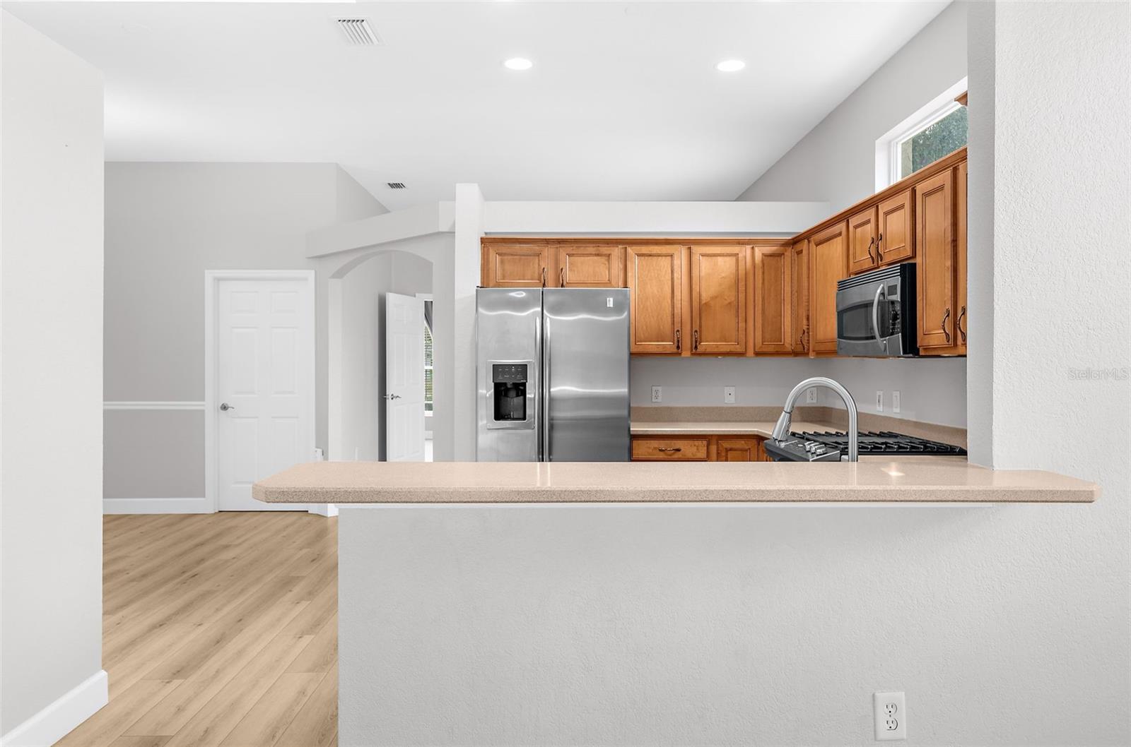 6462 GOLDEN LEAF CT — photo 14