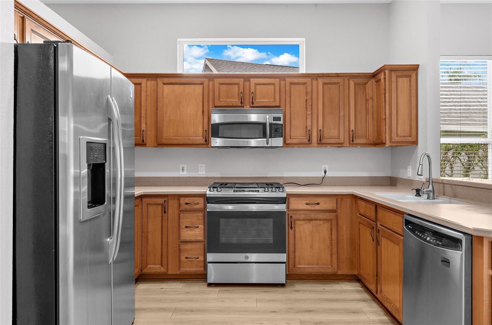6462 GOLDEN LEAF CT — photo 11