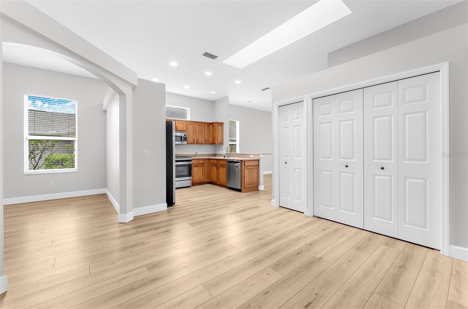 6462 GOLDEN LEAF CT — photo 10