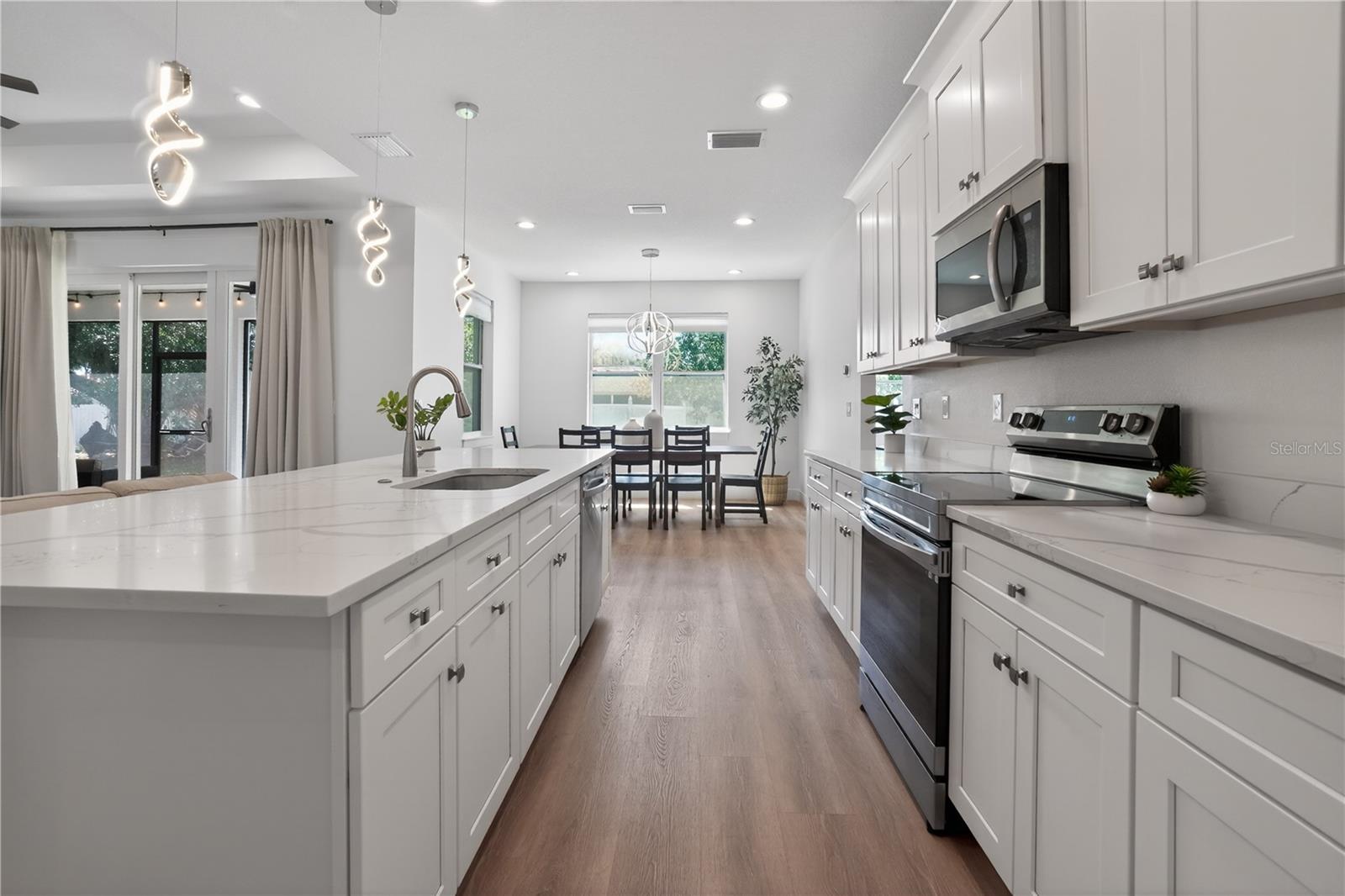 3090 QUARTER ST — photo 17