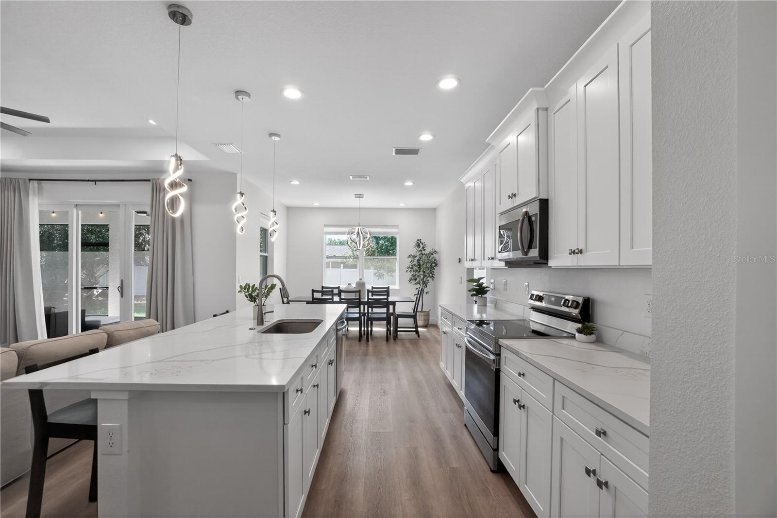 3090 QUARTER ST — photo 16