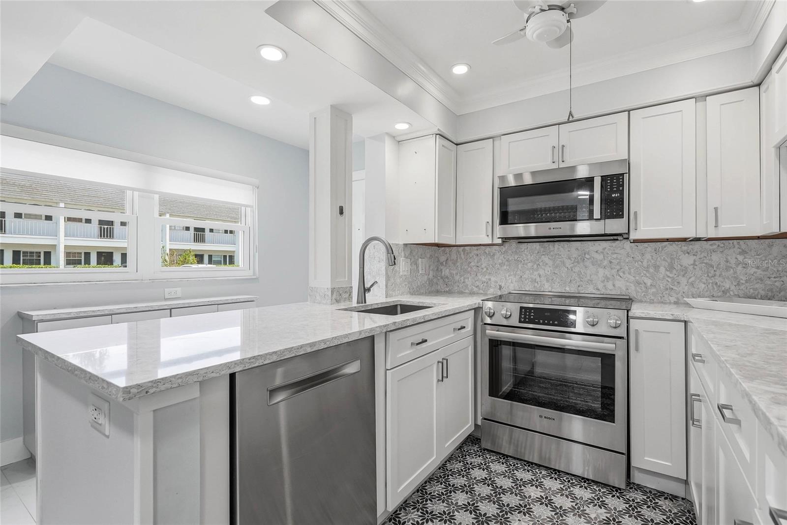 202 46TH AVENUE TER W #UNIT #209 — photo 6
