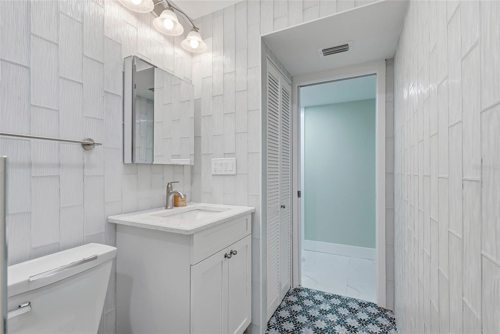 202 46TH AVENUE TER W #UNIT #209 — photo 29