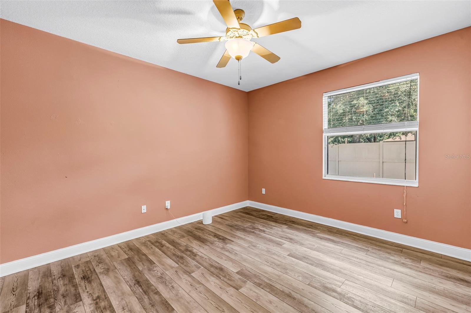 27405 SORA BLVD — photo 34