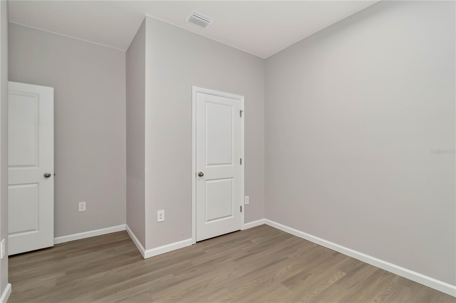 4525 PIPPIN LN — photo 26
