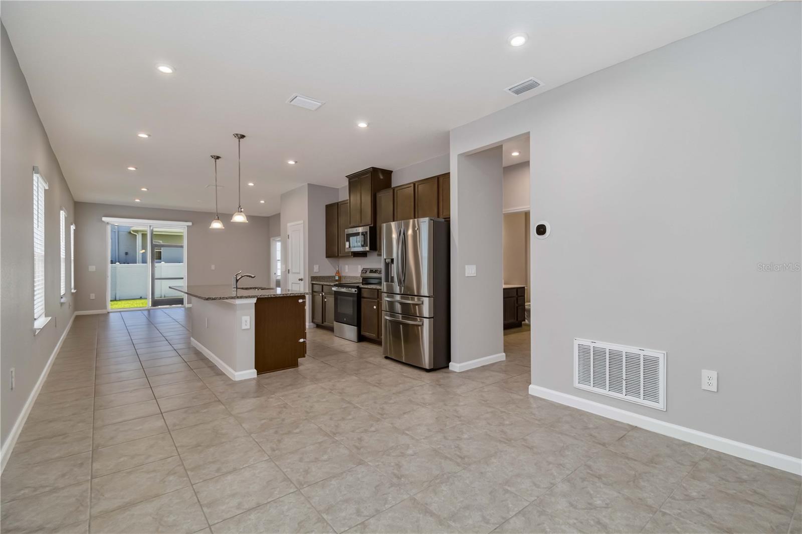 4525 PIPPIN LN — photo 7