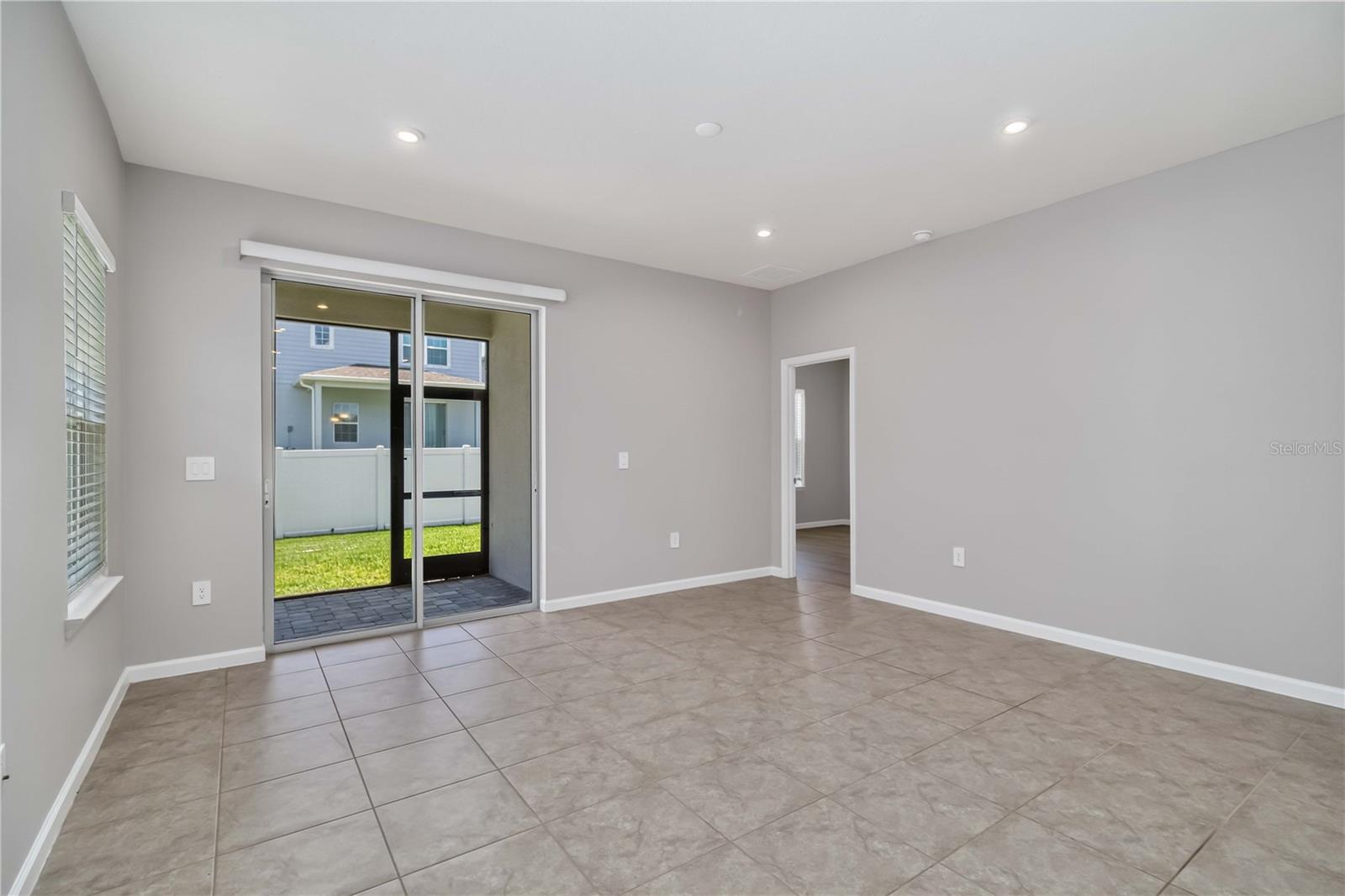 4525 PIPPIN LN — photo 13