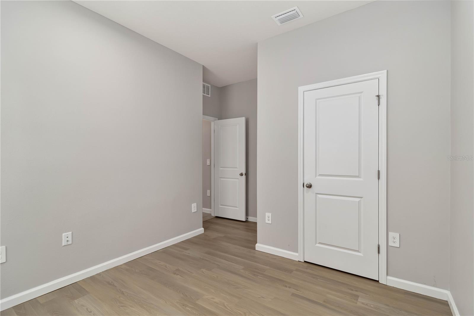 4525 PIPPIN LN — photo 27