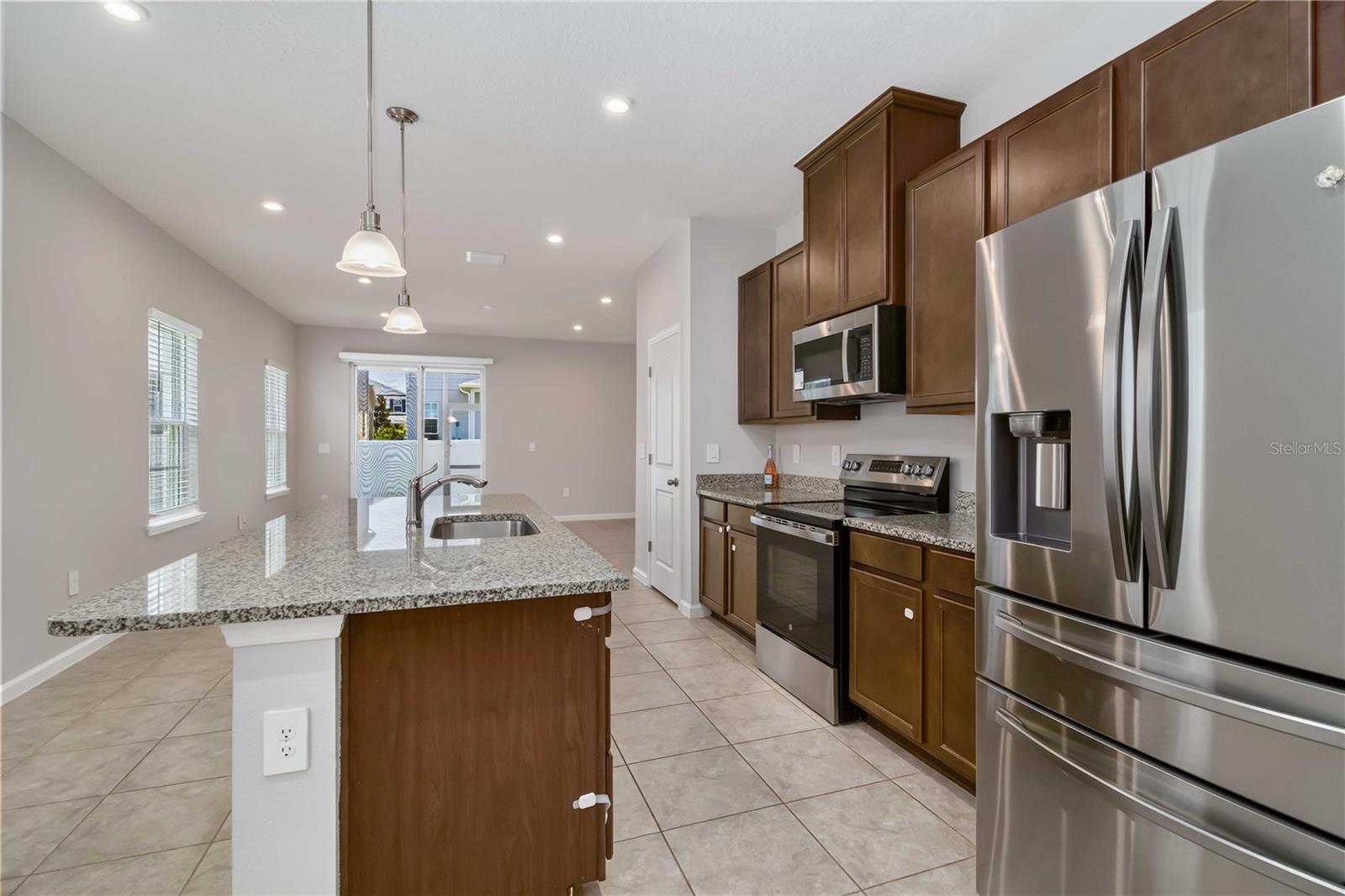 4525 PIPPIN LN — photo 11