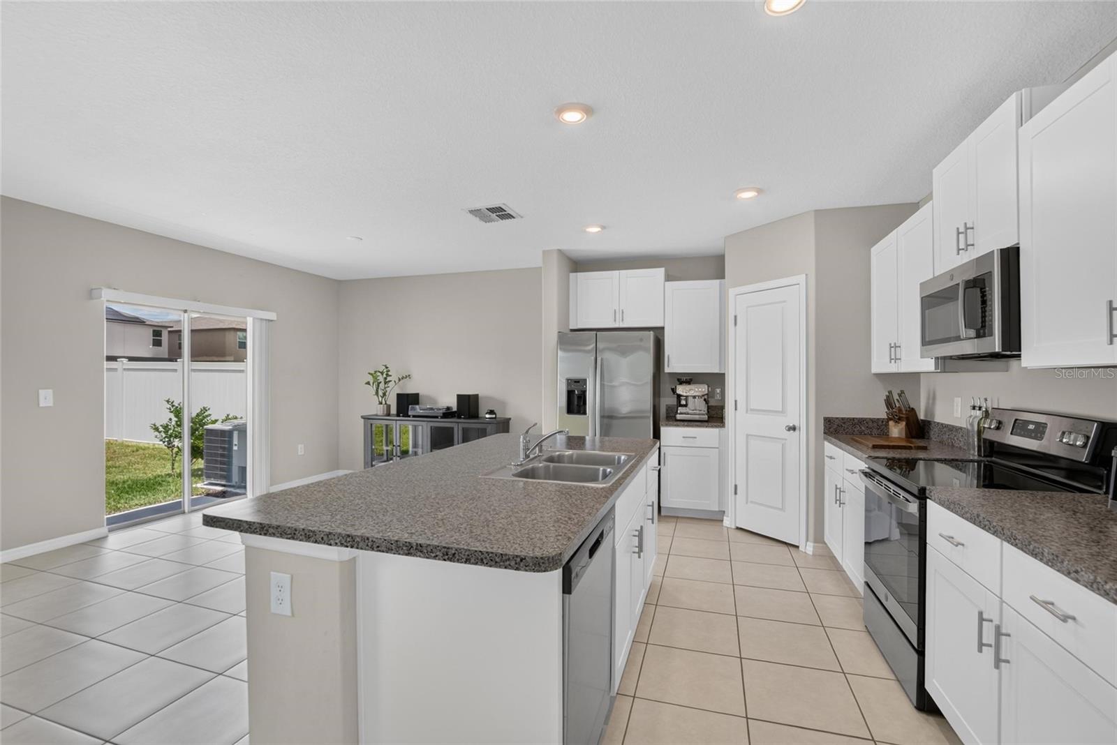4907 WILD SENNA BLVD — photo 14