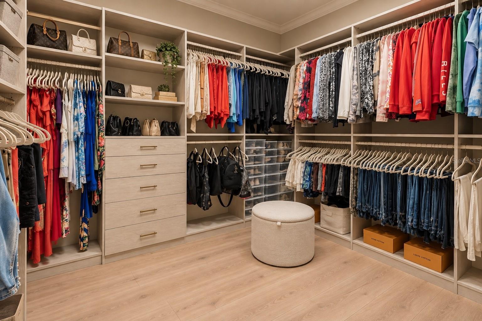 14231 AVON FARMS DR — photo 34