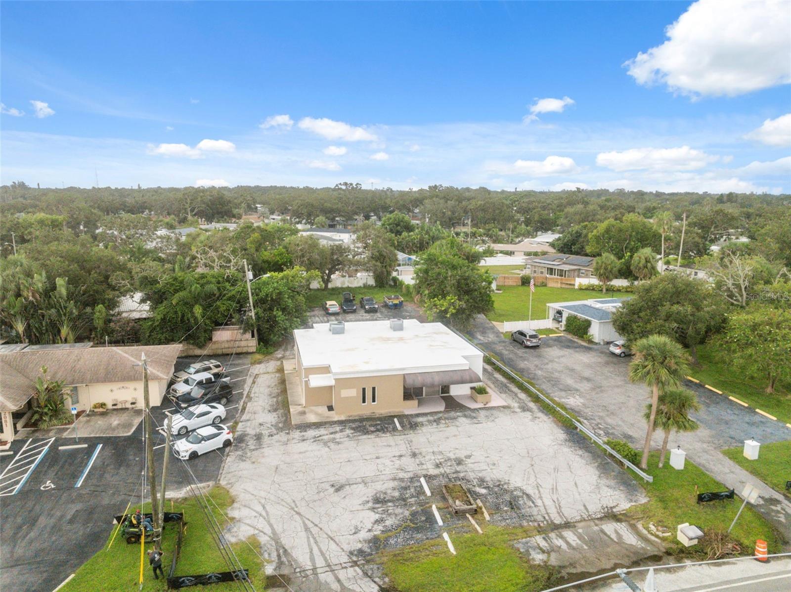 2101 INDIAN ROCKS RD S — photo 36