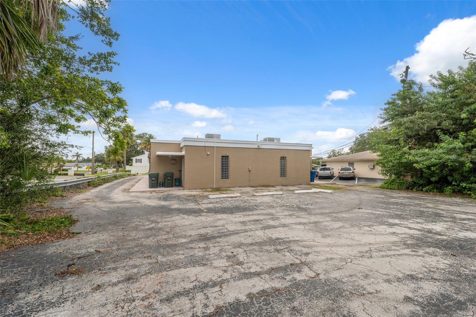 2101 INDIAN ROCKS RD S — photo 35